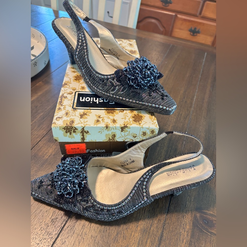 Fashion Beaded Slingback Heels in Black